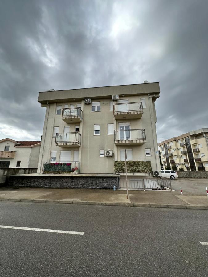Selena Apartment Podgorica Extérieur photo