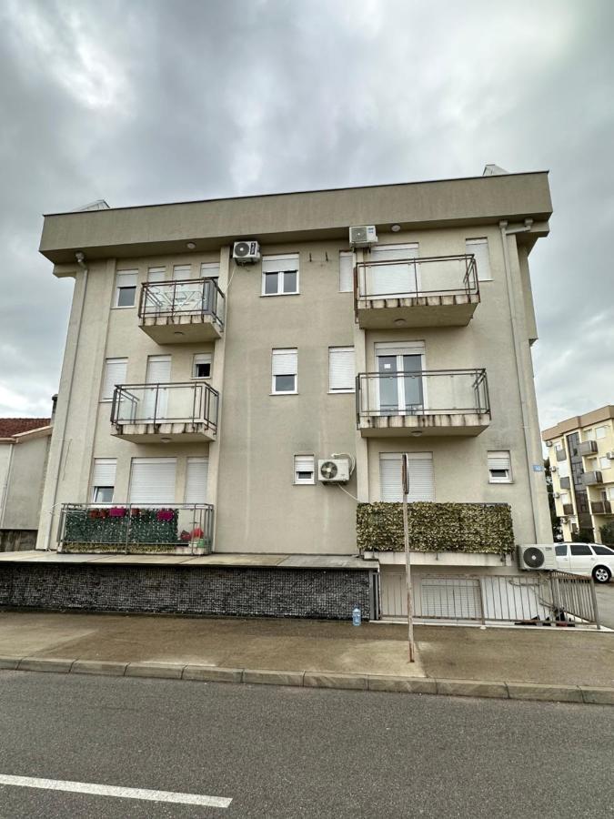 Selena Apartment Podgorica Extérieur photo